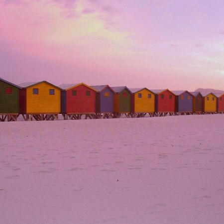 Royal@Sea2 Hotel Muizenberg Bagian luar foto