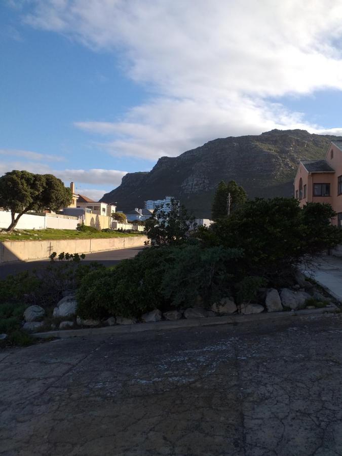 Royal@Sea2 Hotel Muizenberg Bagian luar foto