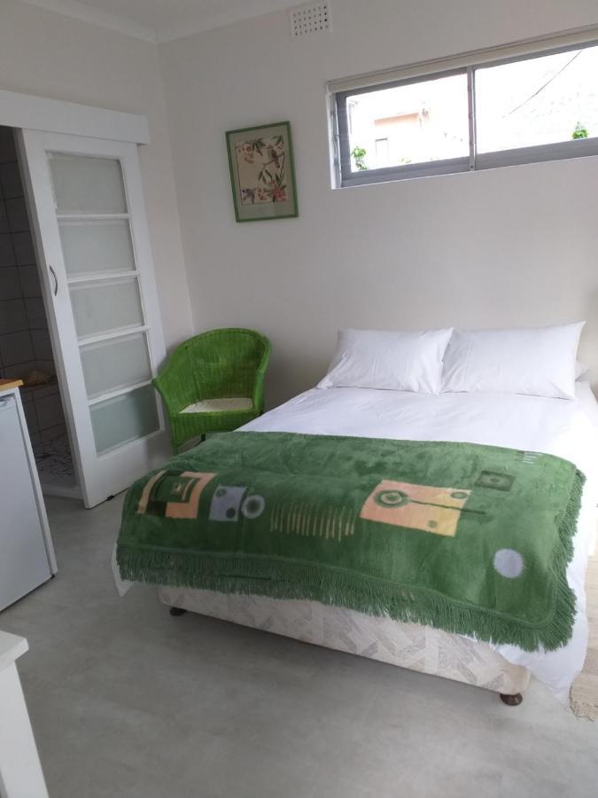 Royal@Sea2 Hotel Muizenberg Bagian luar foto